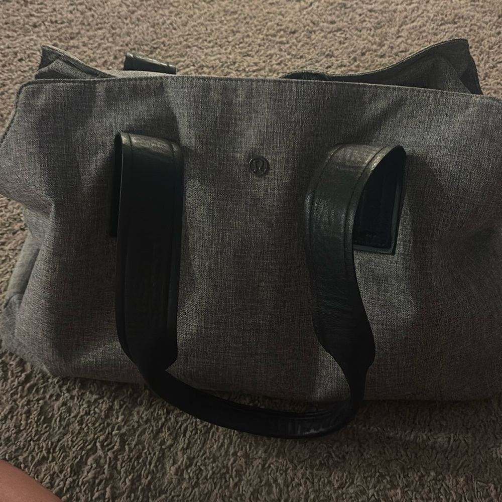 Lululemon bag